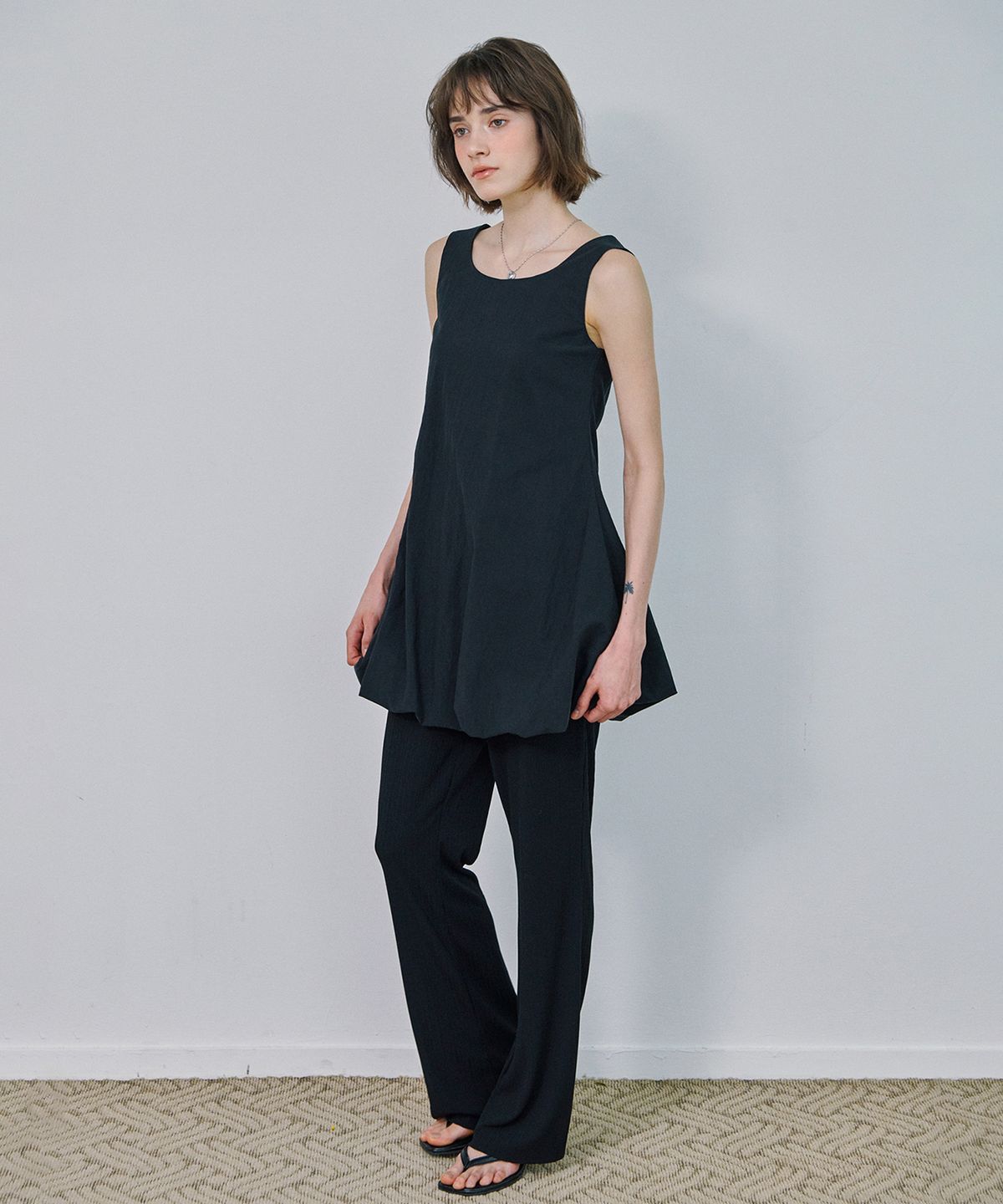 마롯(MARROT) BALLOON MINI DRESS_BLACK