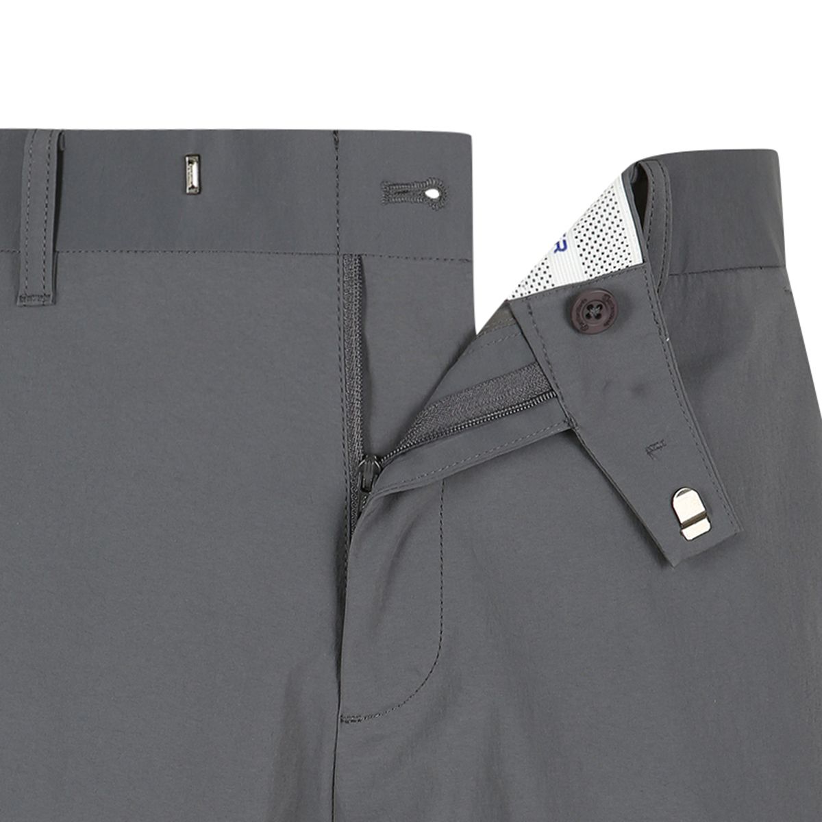 테일러메이드 어패럴(TAYLORMADE APPAREL) 남성 로고 펀칭 숏팬츠 TPO-23HG81-192