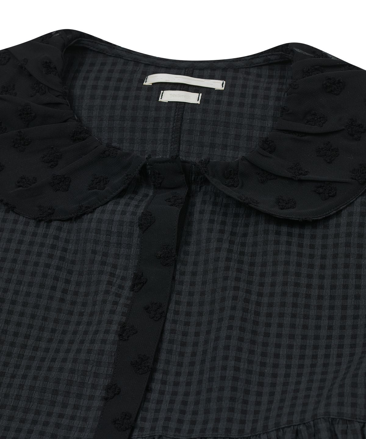 타입서비스(TYPESERVICE) Textured Collar Top [Black]