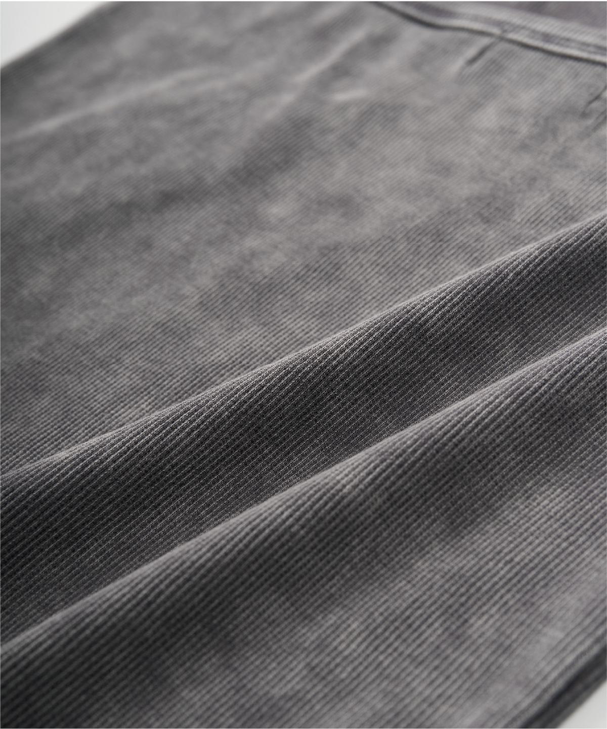 지제뮤지엄(ZIZEMUSEUM) GARMENT DYING HALTER NECK SLEEVLESS (STONE BROWN)
