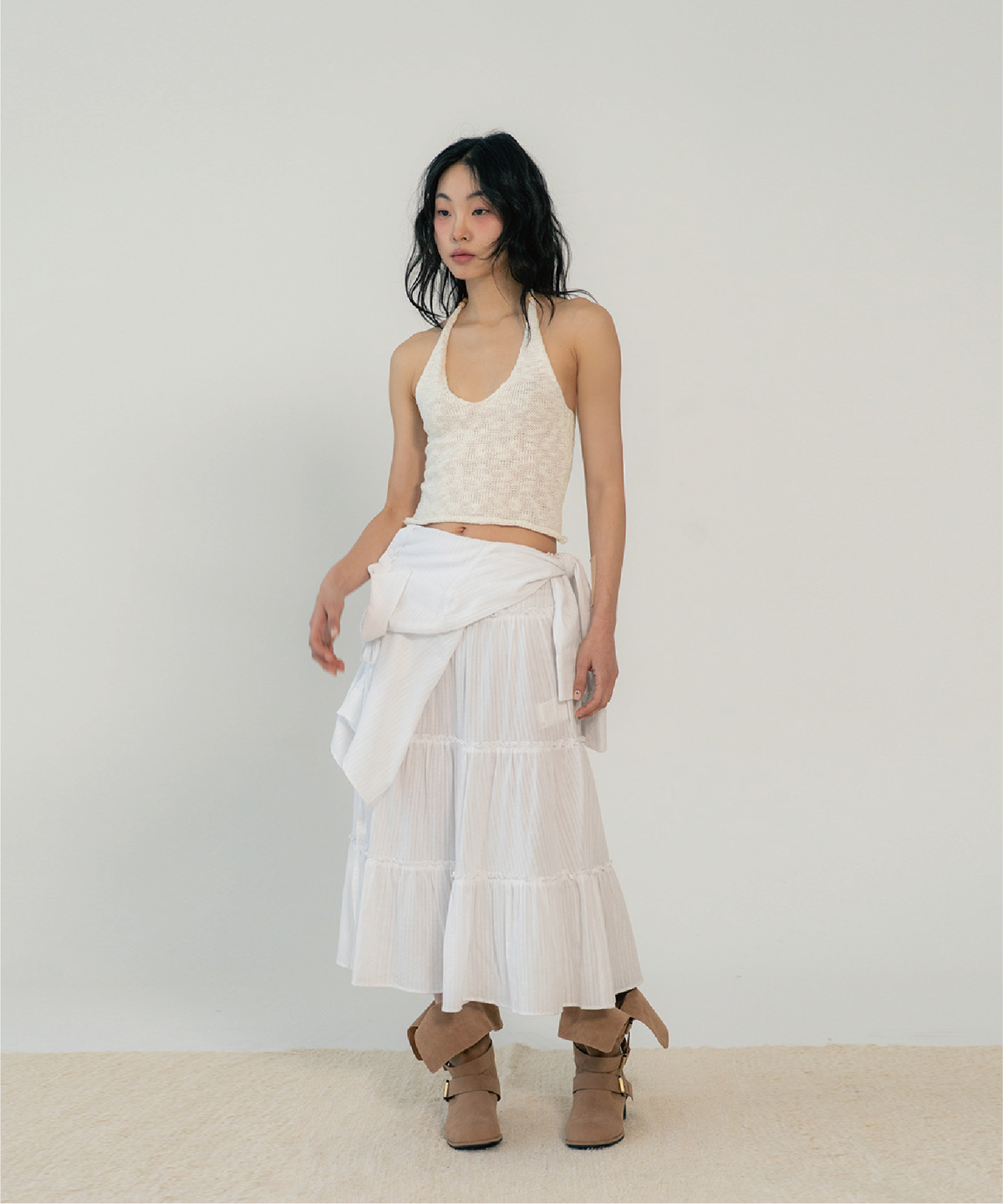 지제뮤지엄(ZIZEMUSEUM) HALTER NECK BEADS KNIT (IVORY)
