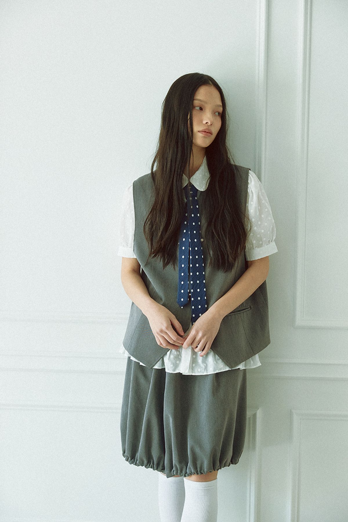 쿠키시(KOOKEESEE) 도트패턴의 슬림 넥타이_네이비