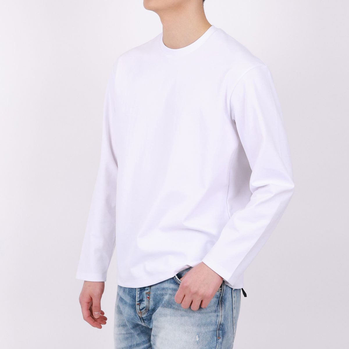 이카룩(IKALOOK) 쿨 라운드 세미오버핏 긴팔티셔츠 TEE170