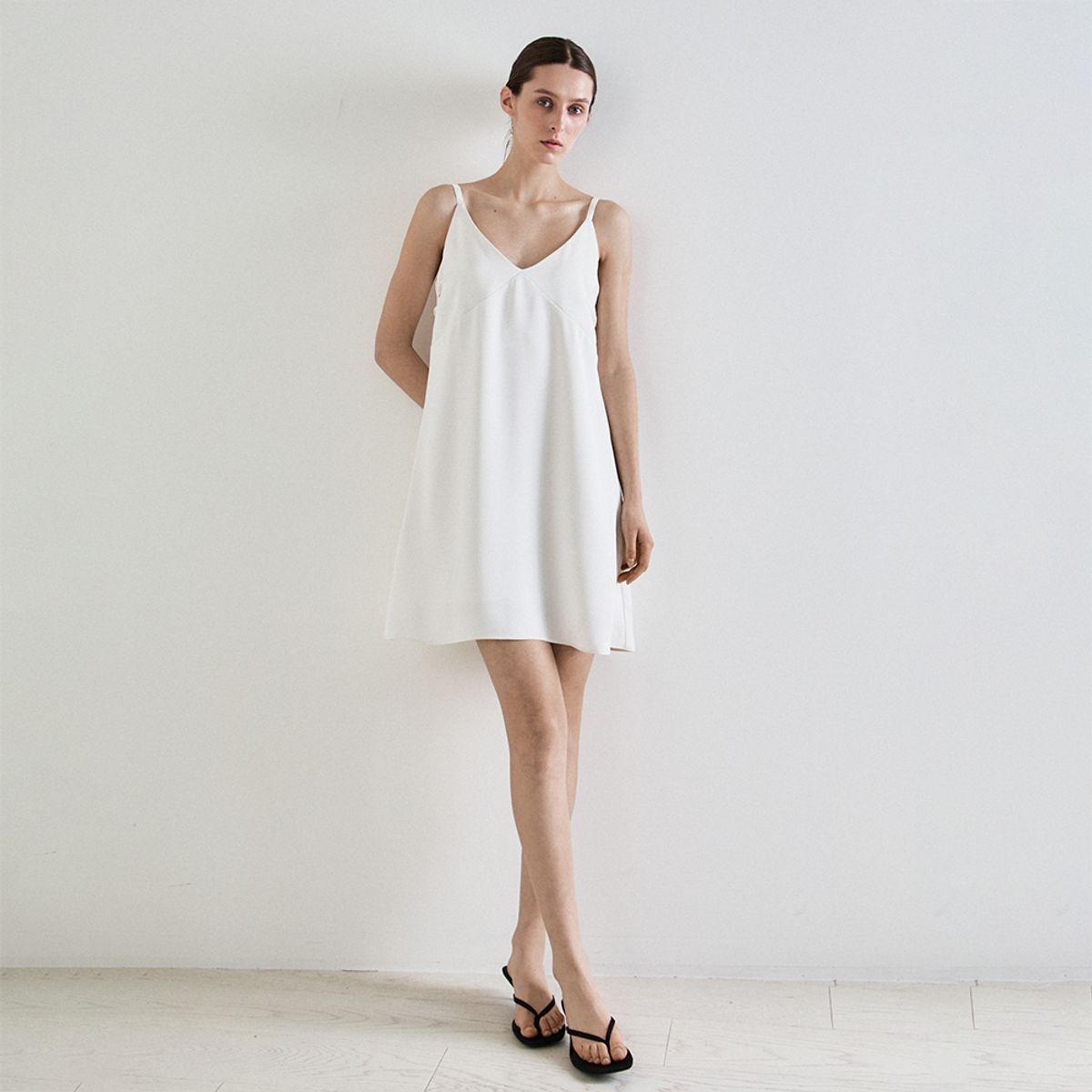 노우드(NOEUD) Silken mini dress (Ivory)