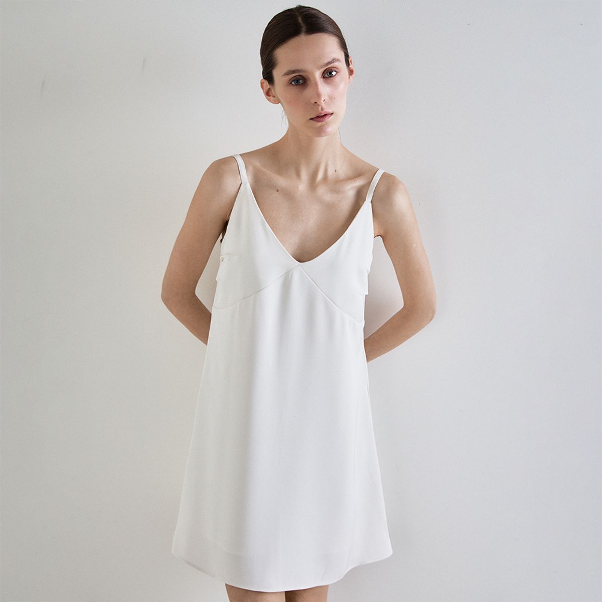 노우드(NOEUD) Silken mini dress (Ivory)