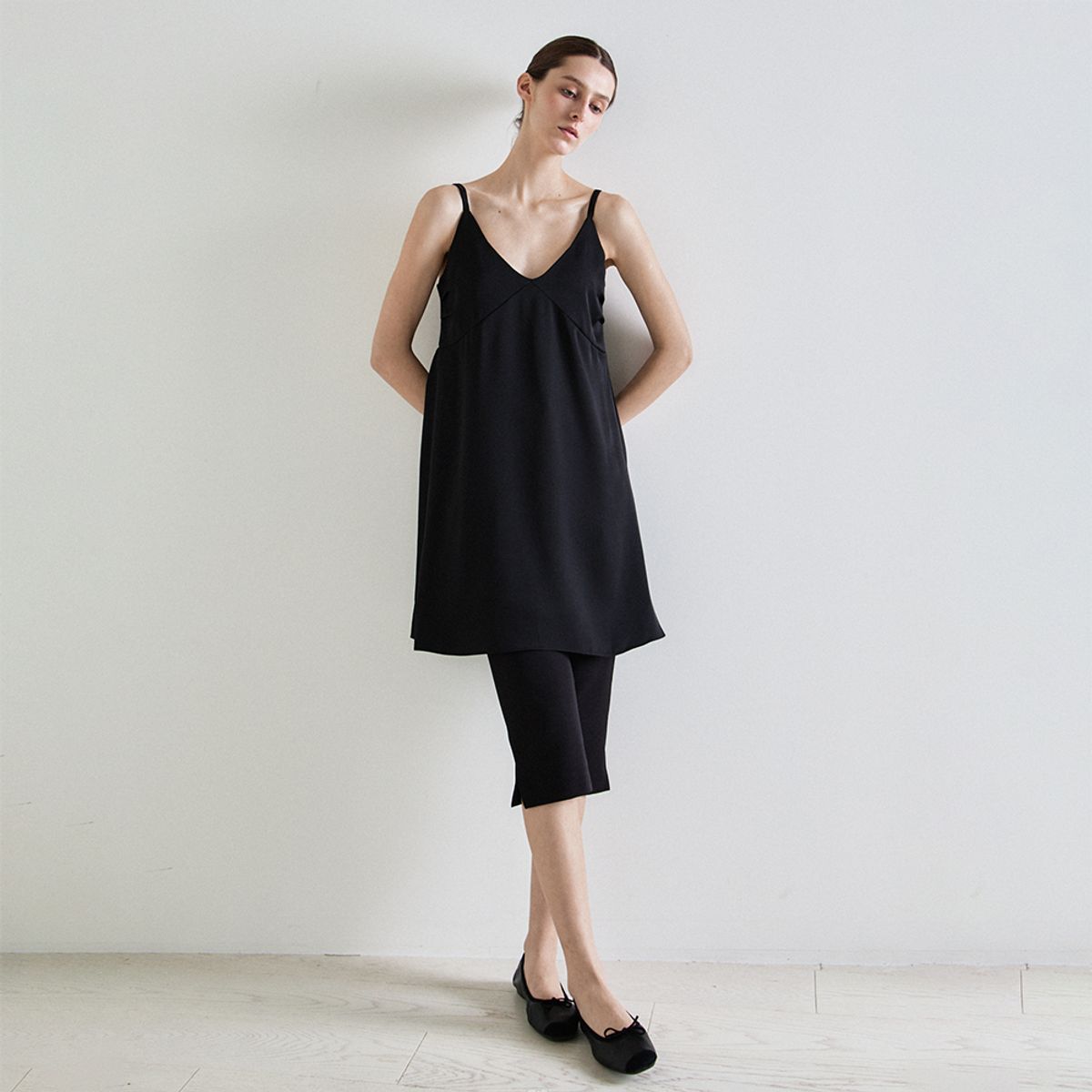 노우드(NOEUD) Silken mini dress (Black)