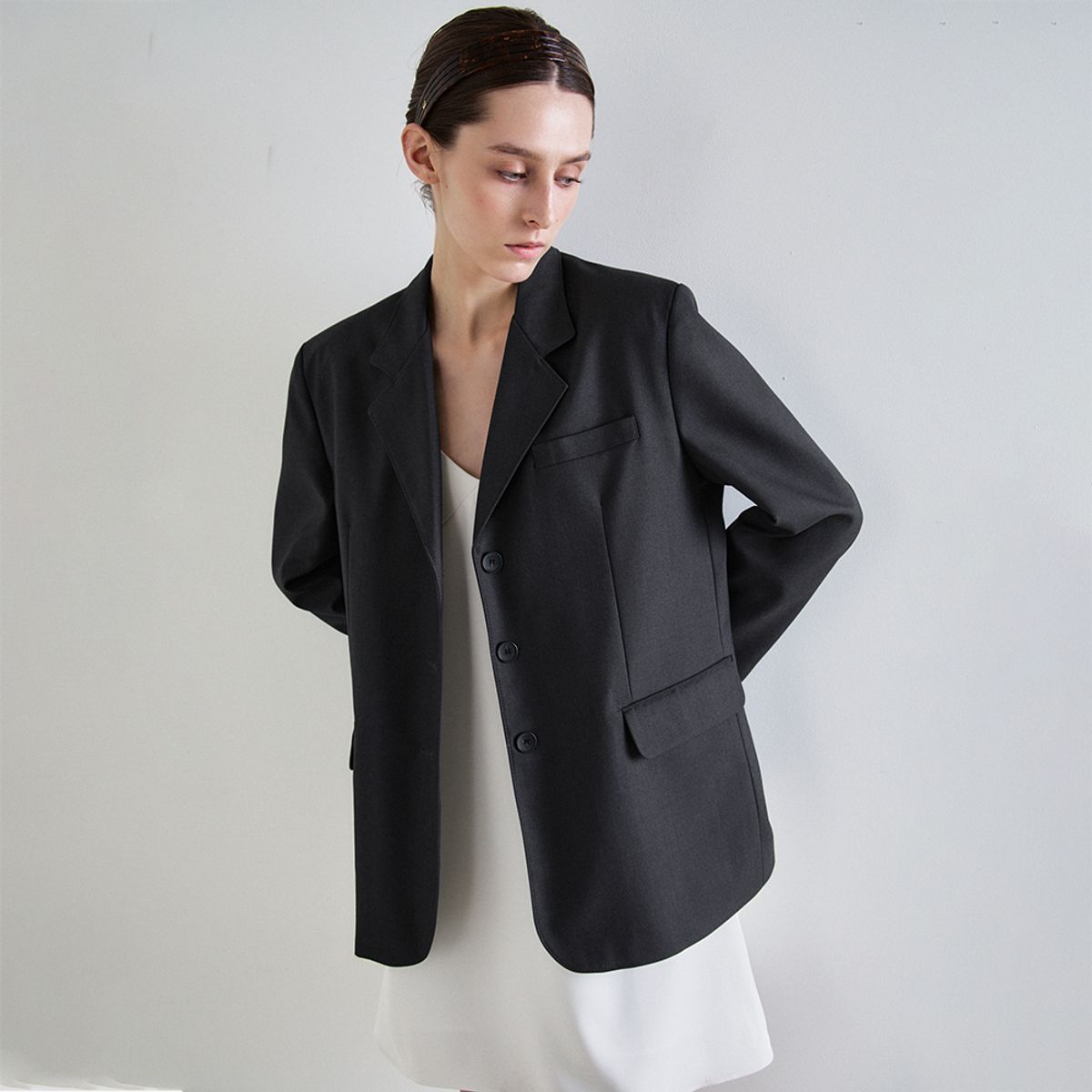 노우드(NOEUD) Essence blazer (Charcoal)