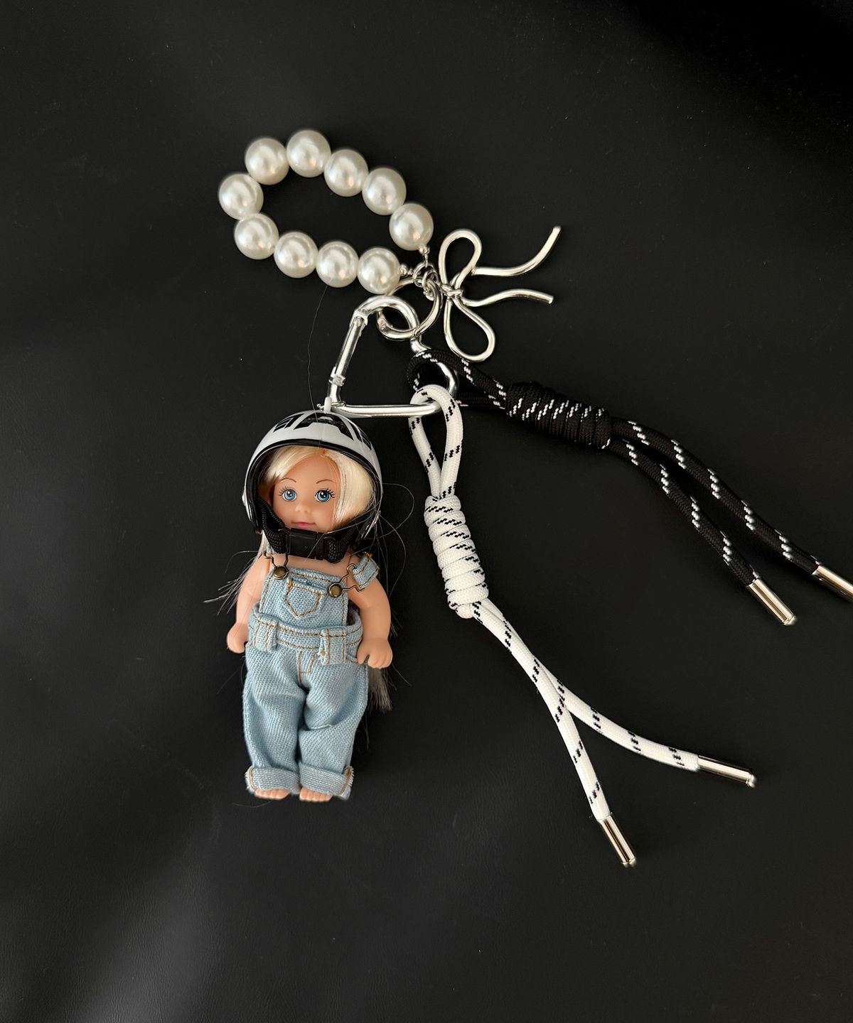 바스카라(VASCARA) Ribbon Pearl Rider Girls Keyring