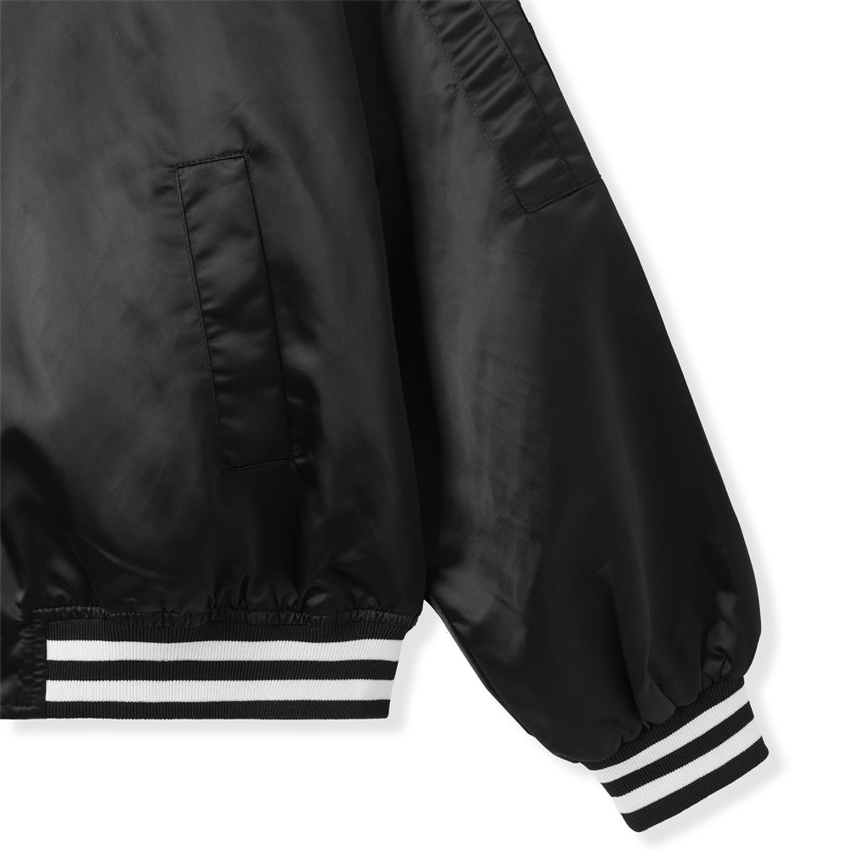 그레이블러밧(GRAYBLVD) 티티 바시티 자켓 GKAJK63(BLACK)
