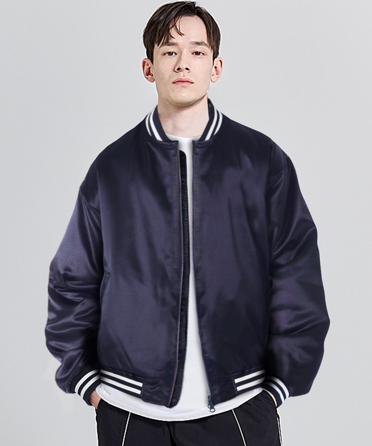 그레이블러밧(GRAYBLVD) 티티 바시티 자켓 GKAJK63(NAVY)