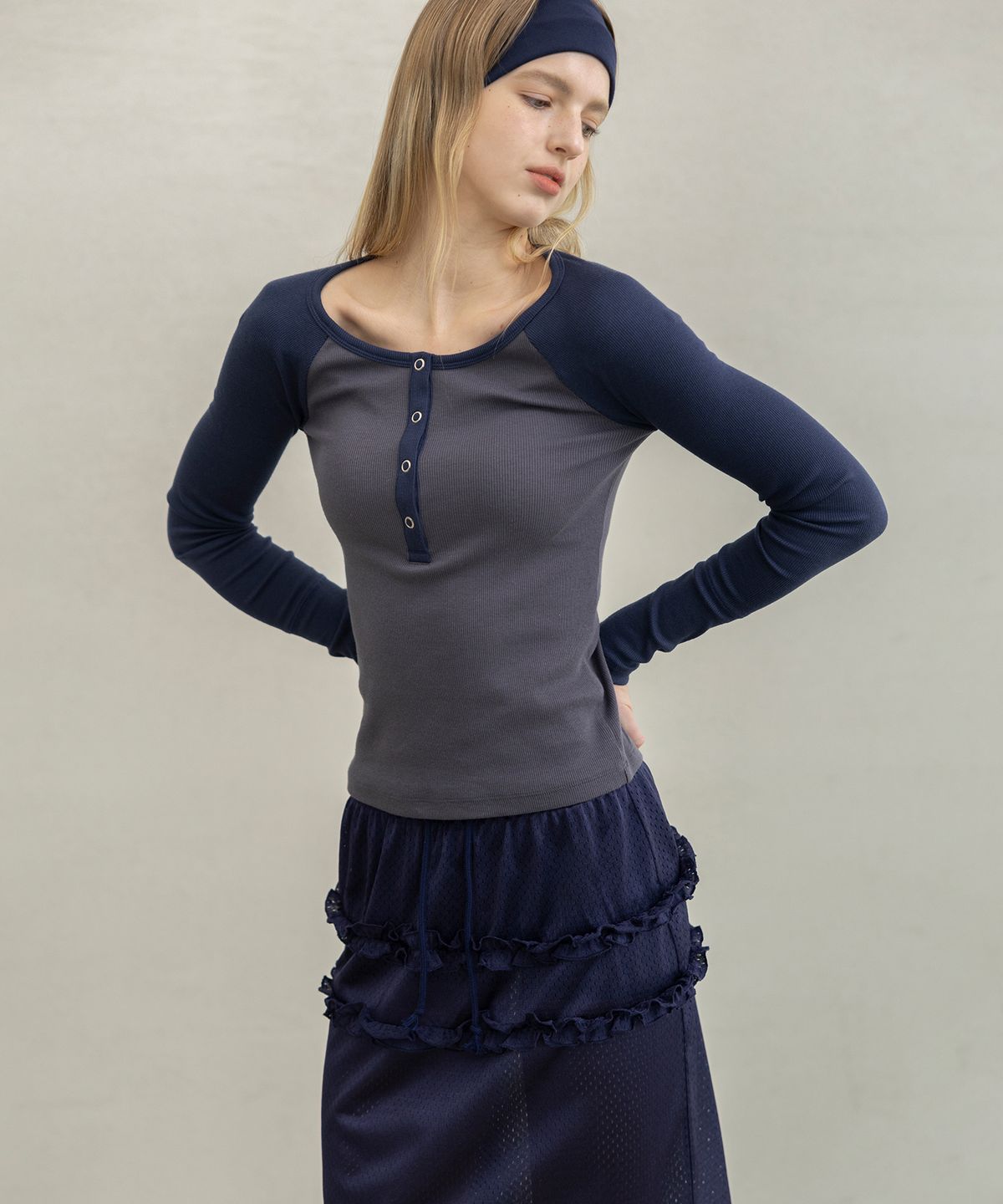 포에브(POEV) Mesh Frill Midi Skirt - Navy