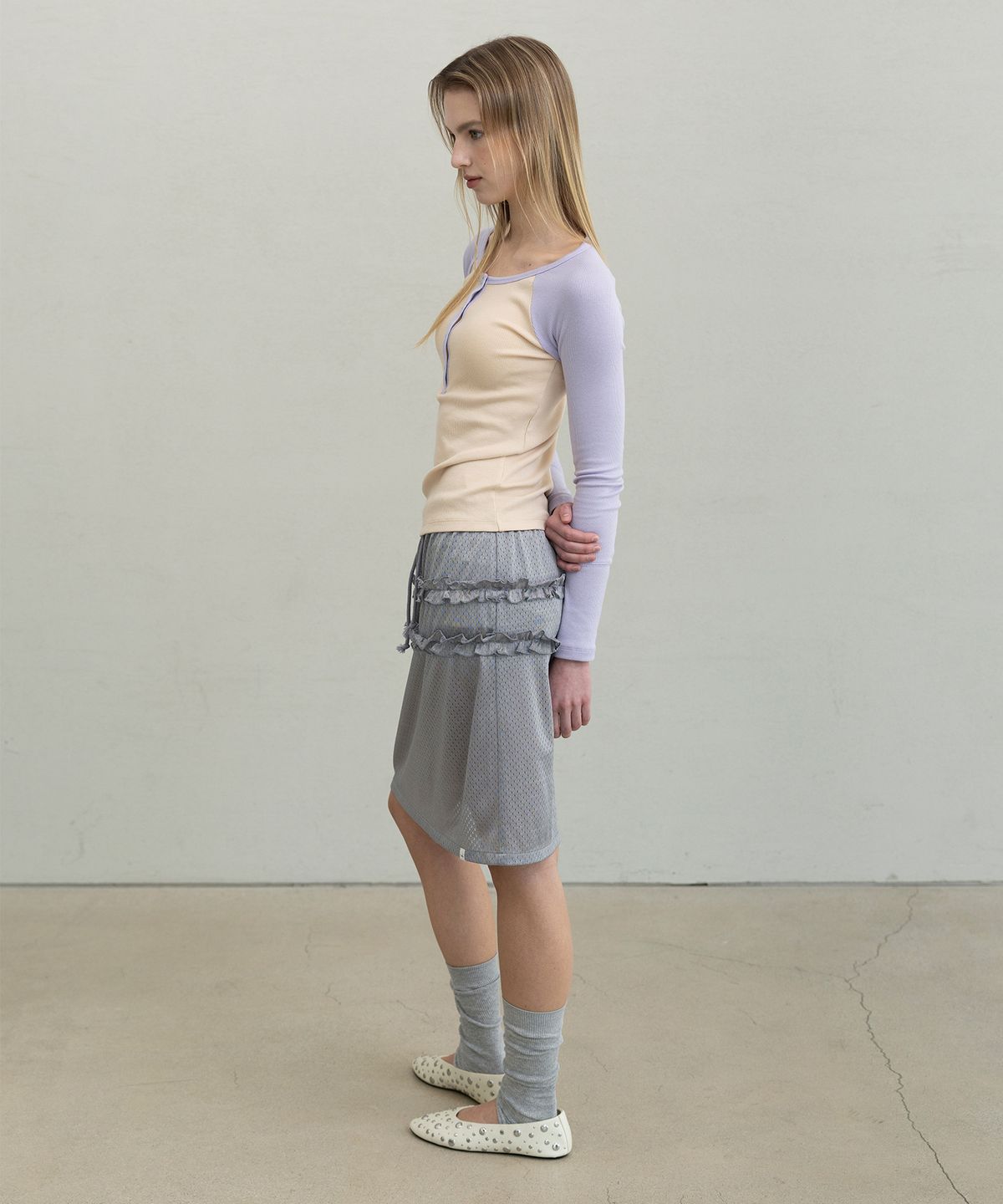 포에브(POEV) Mesh Frill Midi Skirt - Silver