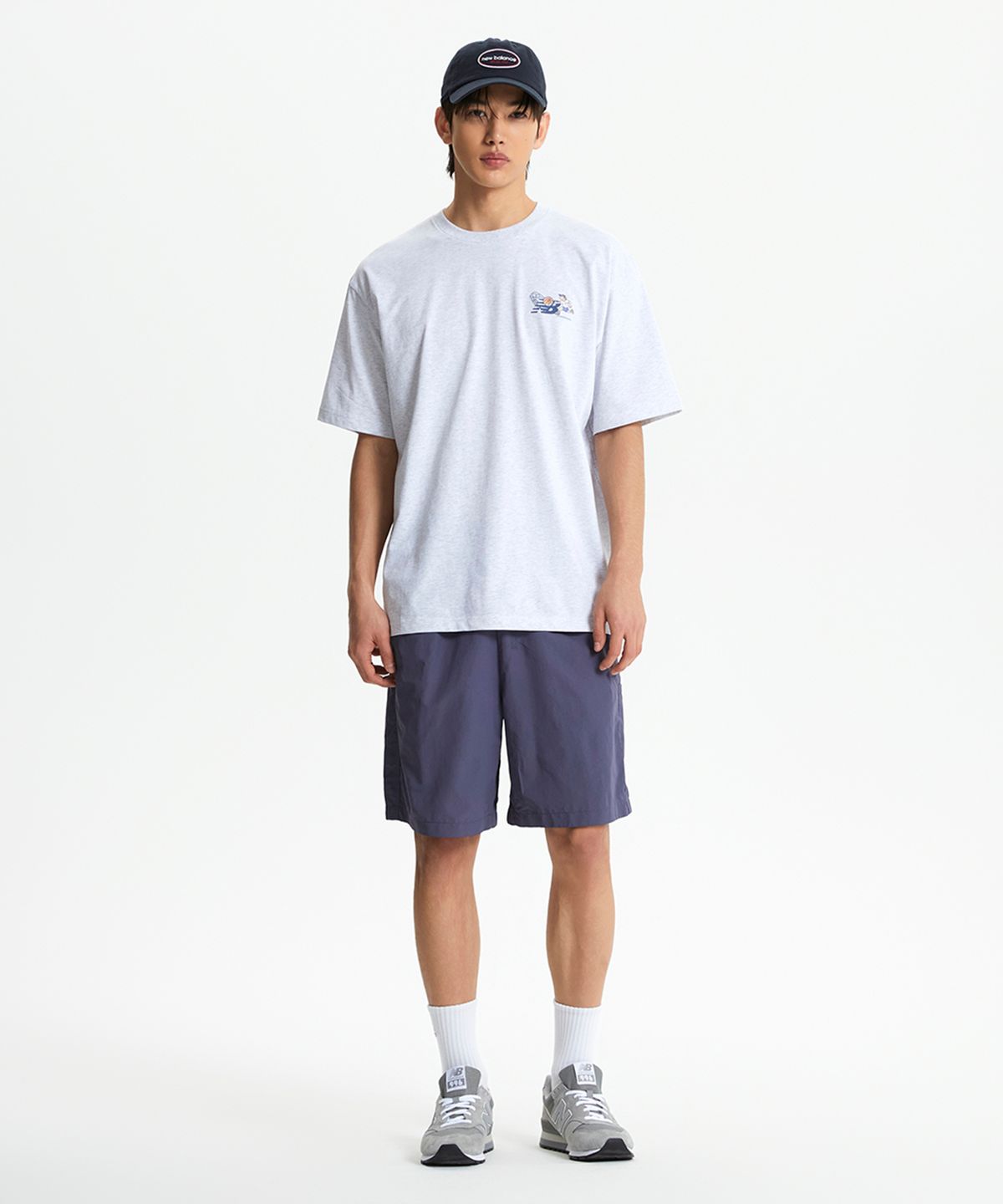 뉴발란스(NEW BALANCE) NBNEGCO205 / UNI NB BOY 바스켓볼 레터링 반팔티 (L/GRAY)