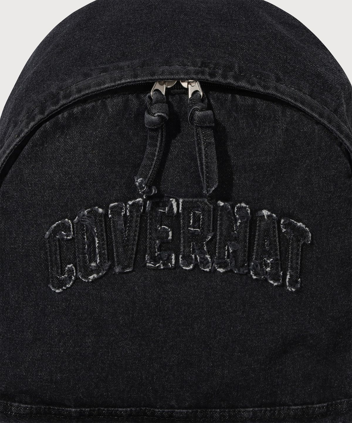 커버낫(COVERNAT) 아치 로고 워시드 데님 백팩 Black