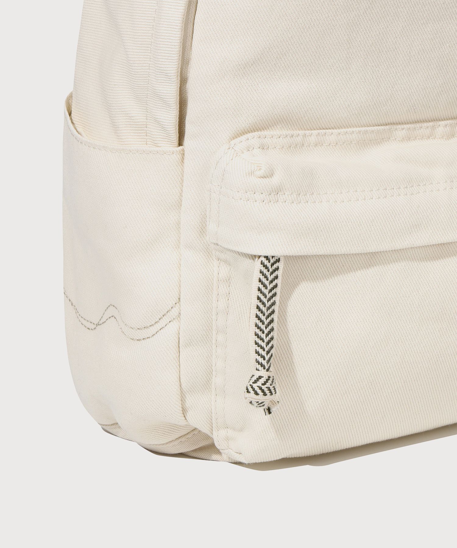 COVERNATのArch Logo Washed Denim Backpack 全2色