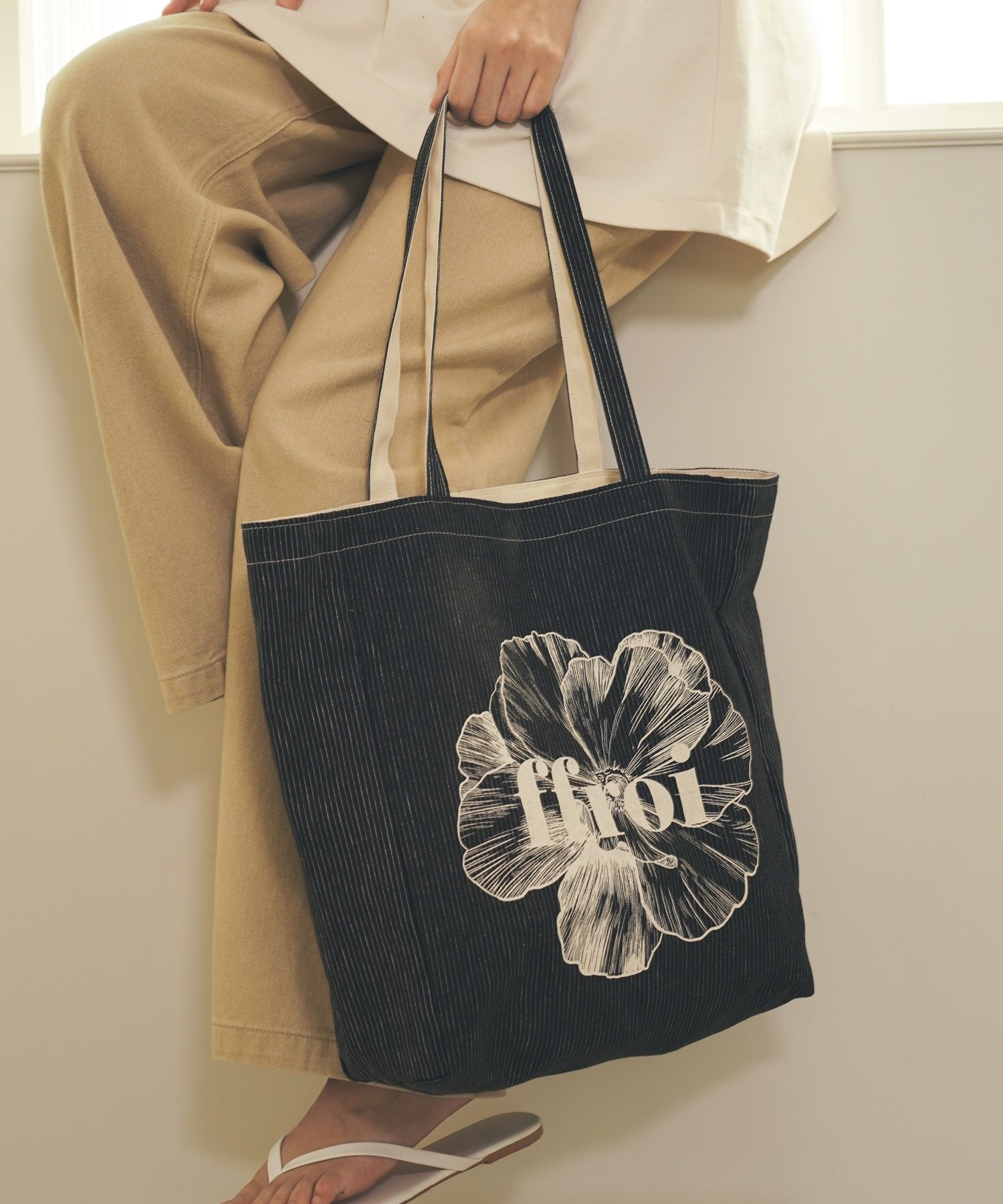 MUSINSA | FFROI Pinstripe eco bag