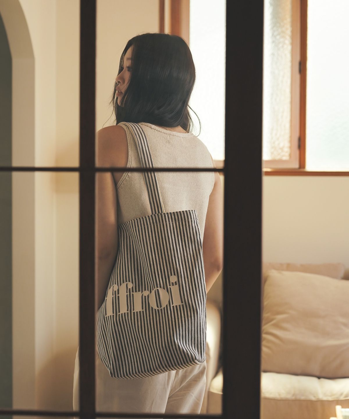 프루아(FFROI) 스트라이프 에코백