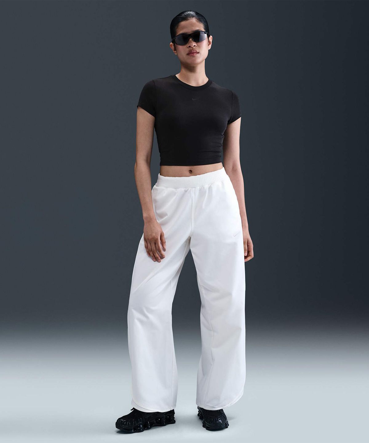 나이키(NIKE) 스포츠웨어 칠 니트 크롭 티셔츠 W - 블랙 / HF9539-010