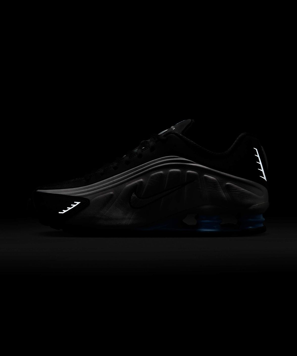 나이키(NIKE) 샥스 R4 M - 메탈릭 실버:블랙:사이킥 블루 / HQ1988-004