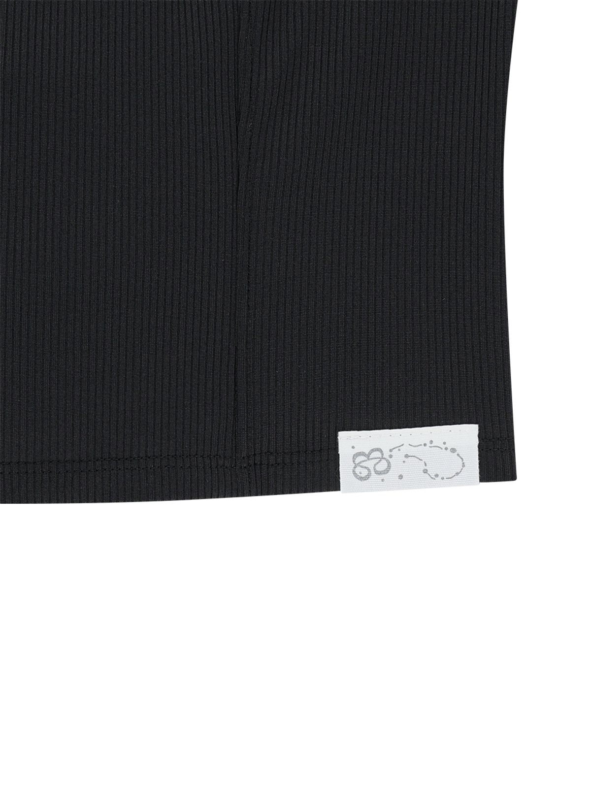 뚜오미오(TUOMIO) STRAPPY HALF-ZIP SLEEVELESS [BLACK]