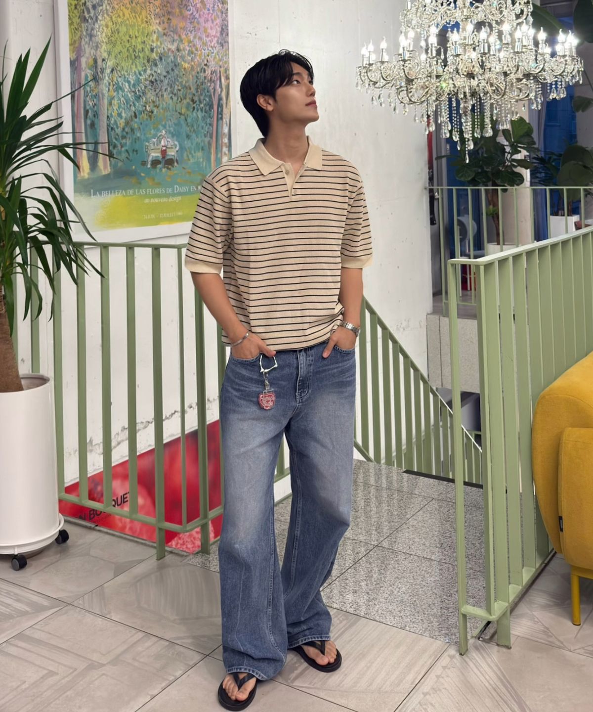 키뮤어(KIIMUIR) 스트라이프 티에리 하프 니트_아이보리