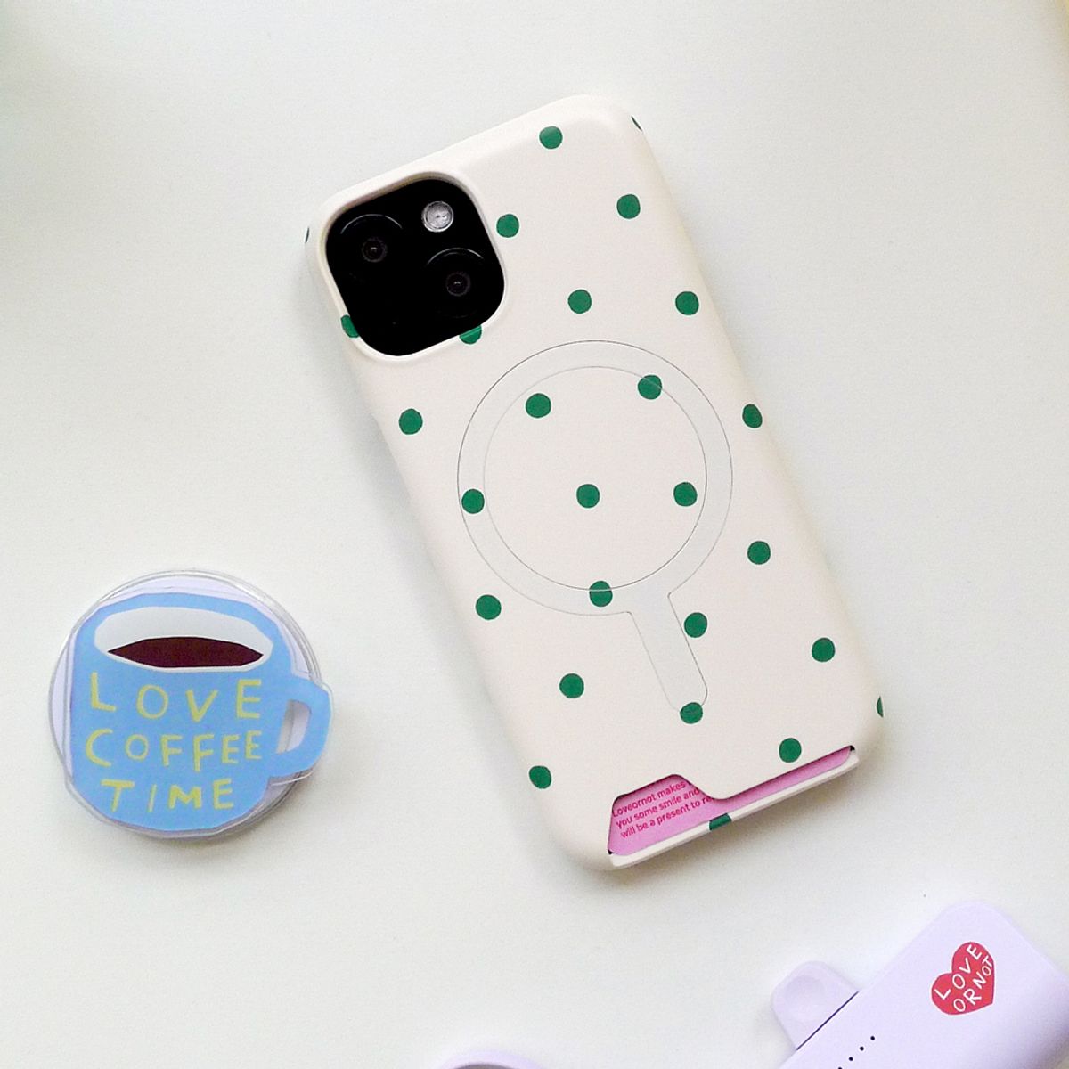 러브오낫(LOVE OR NOT) 맥세이프/카드수납_Green Balls-Ivory Magsafe/Card Phonecase
