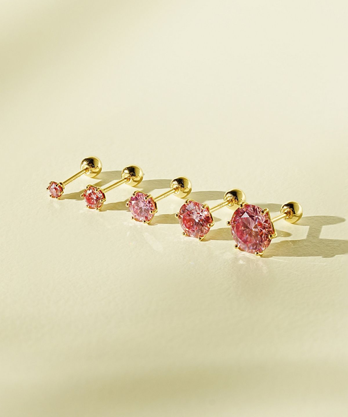 미니멀피어싱(MINIMALPIERCING) 14K 모이사나이트 다이아 핑크 노블 피어싱 귀걸이