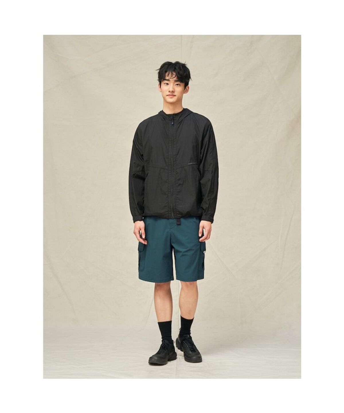 빈폴 멘(BEANPOLE MEN) [BEANPOLEKNAP] 라이트웨이트 윈드브레이커  블랙 (BC5339N055)