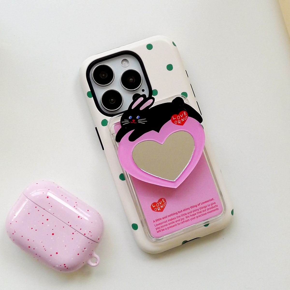 러브오낫(LOVE OR NOT) 맥세이프 미러-카드톡_Black Rabbit Love Magsafe Mirror-Cardtok