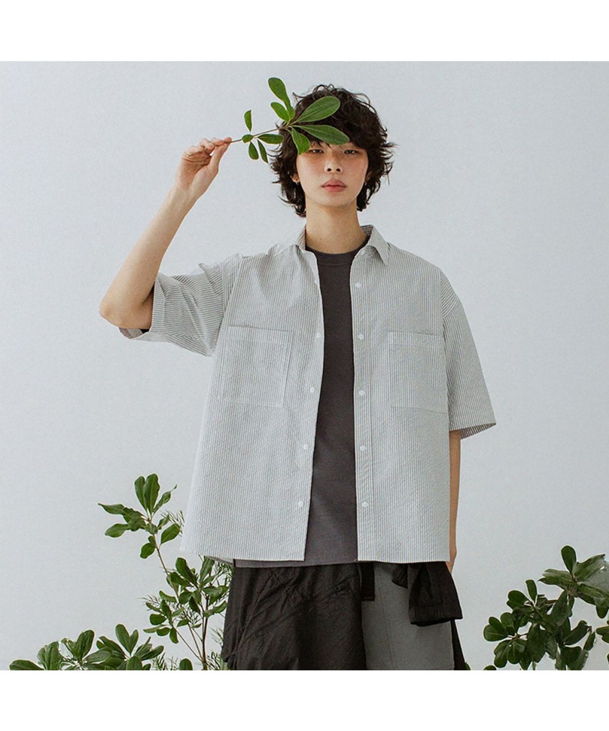 빈폴 멘(BEANPOLE MEN) [BEANPOLEKNAP] 폴리 옥스퍼드 반소매 셔츠  그레이 (BC5365N013)