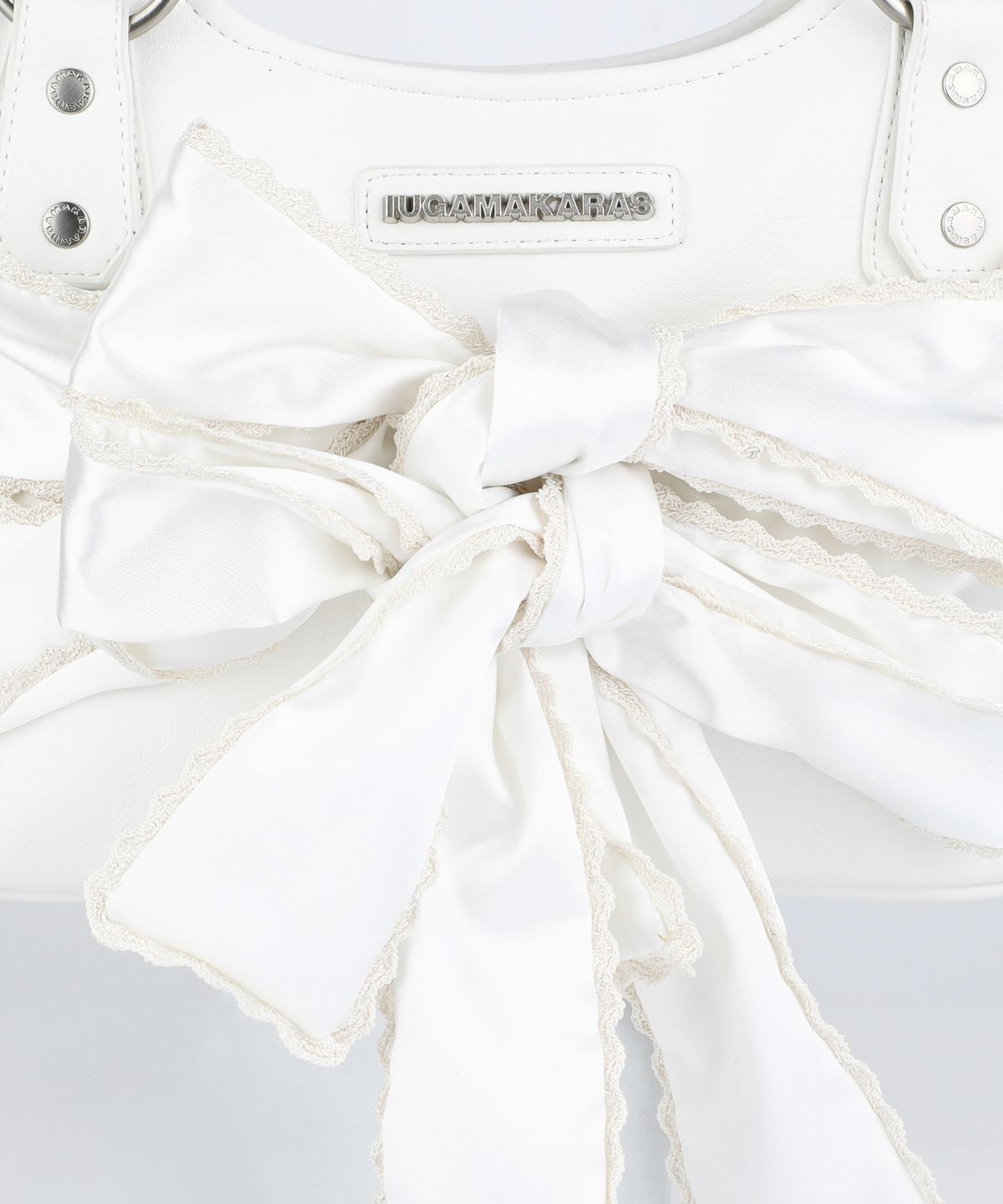 이우가마카라스(IUGAMAKARAS) Laced Ribbon Leather Shoulder Bag (White)