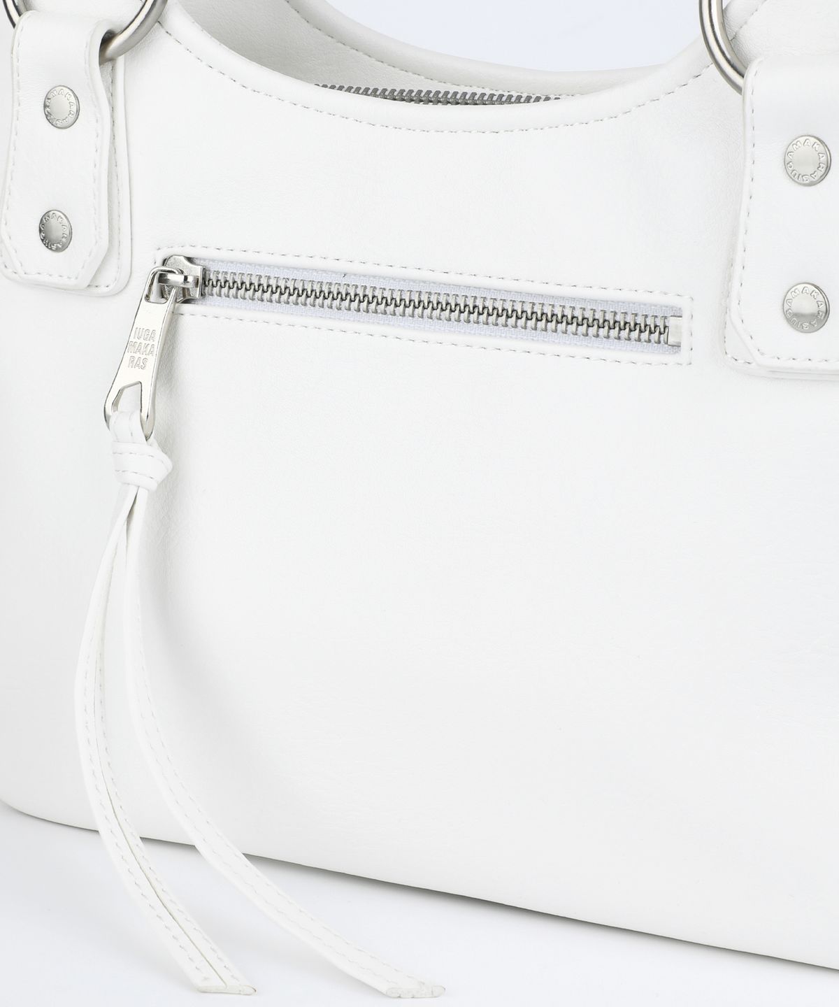 이우가마카라스(IUGAMAKARAS) Laced Ribbon Leather Shoulder Bag (White)