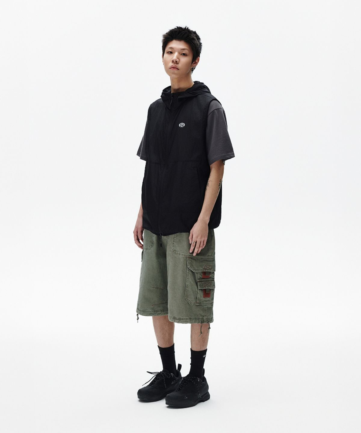 마하그리드(MAHAGRID) ECLIPSE NYLON HOOD VEST BLACK(MG2FSMB966A)