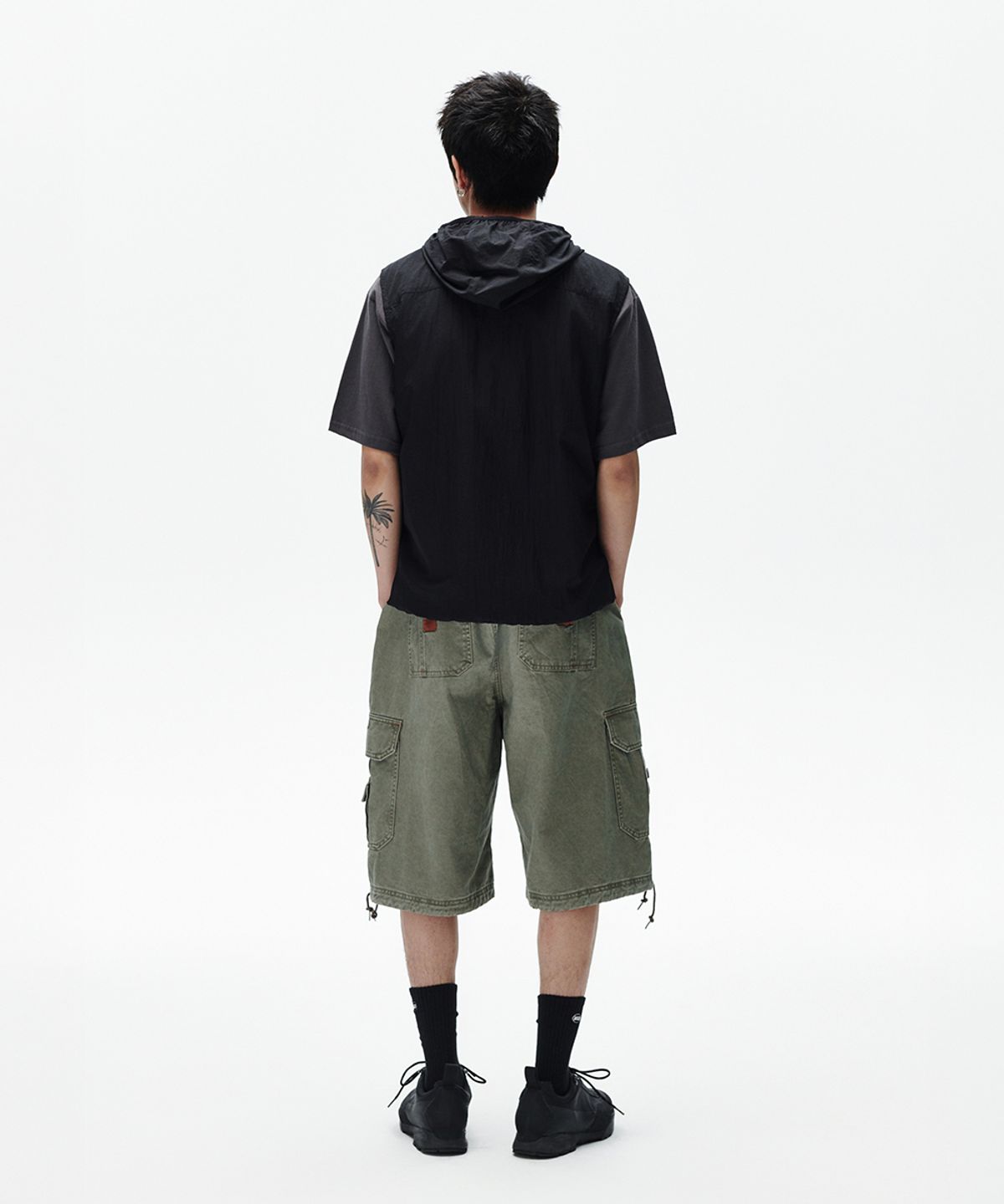 마하그리드(MAHAGRID) ECLIPSE NYLON HOOD VEST BLACK(MG2FSMB966A)