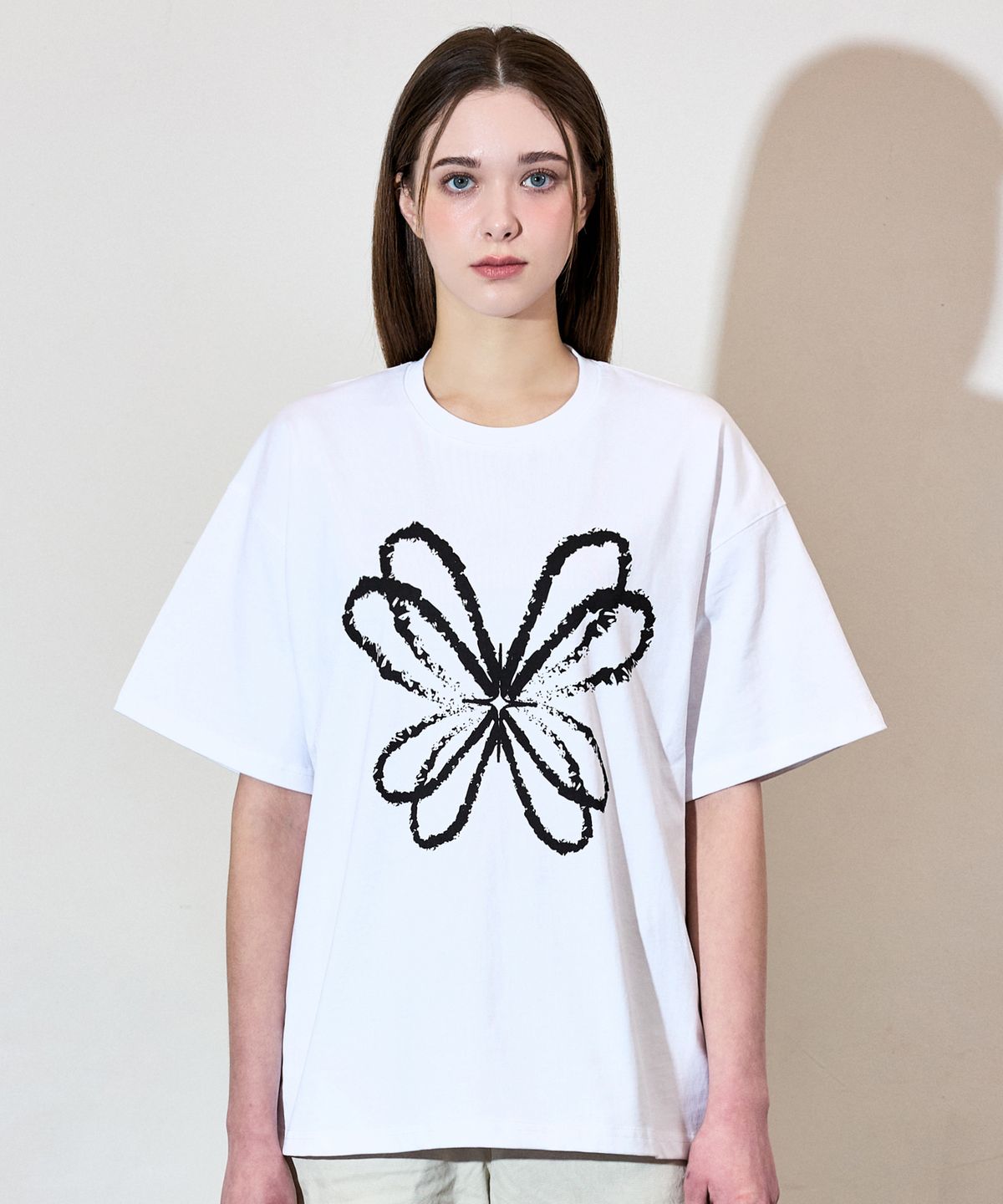 베테제(VETEZE) 오브에 스타리본 스프레이 티셔츠 (WHITE)