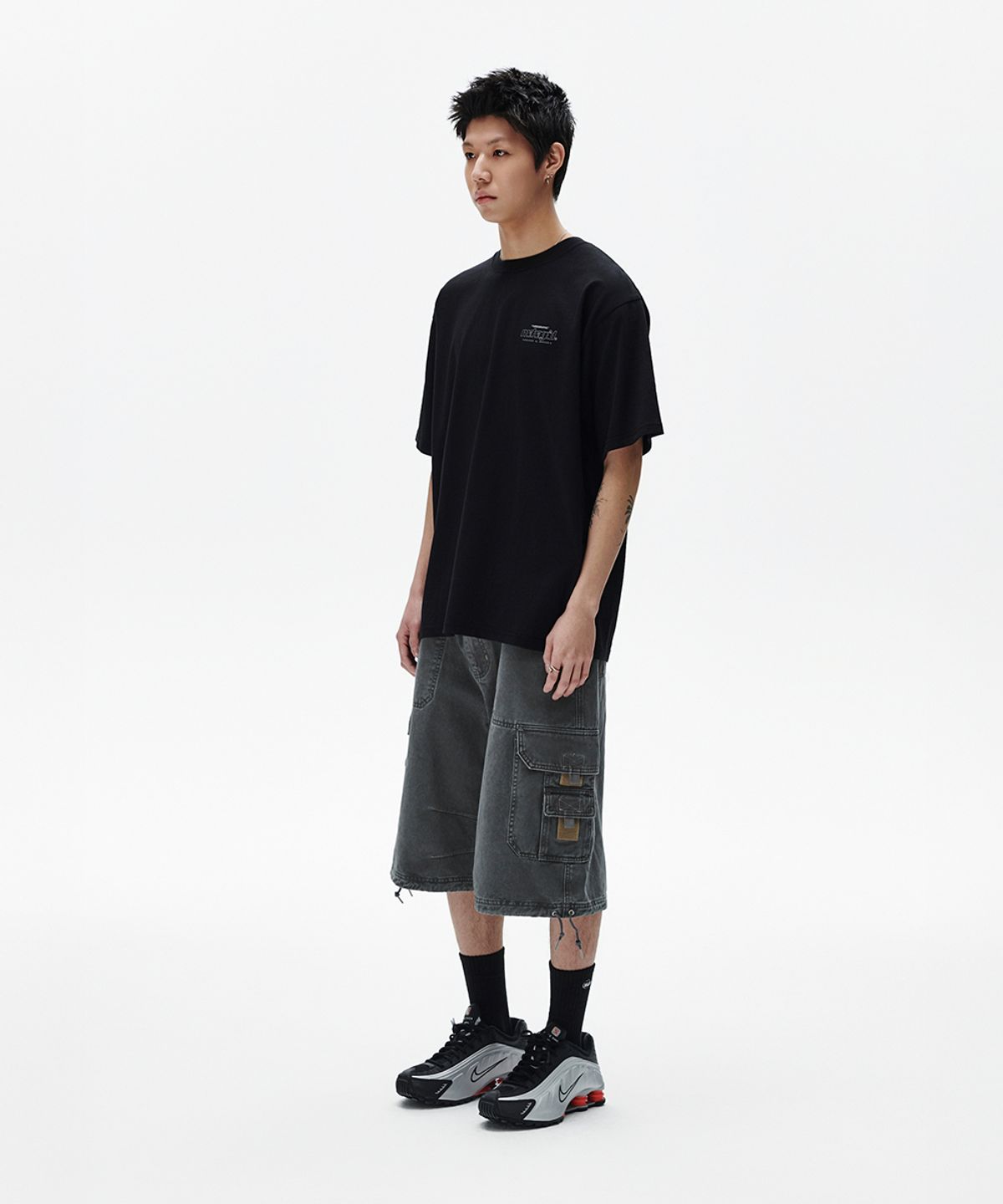 마하그리드(MAHAGRID) BACK THIRD LOGO TEE BLACK(MG2FMMT502A)