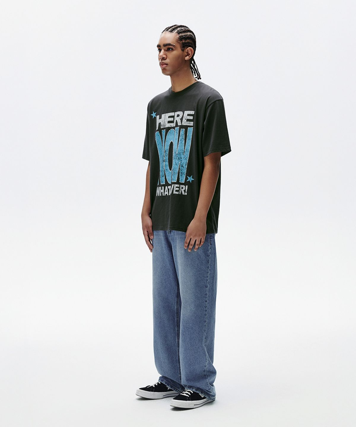 마하그리드(MAHAGRID) HERE NOW TEE CHARCOAL(MG2FMMT519A)