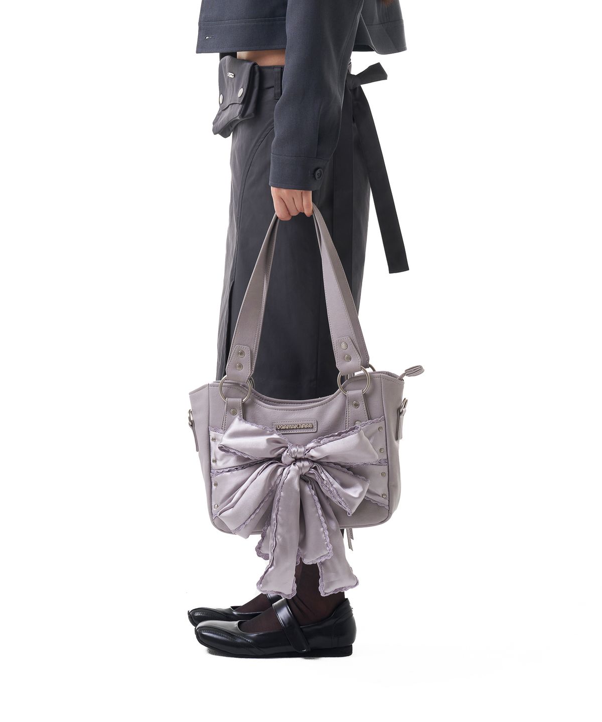 이우가마카라스(IUGAMAKARAS) Laced Ribbon Leather Shoulder Bag (Light Purple)