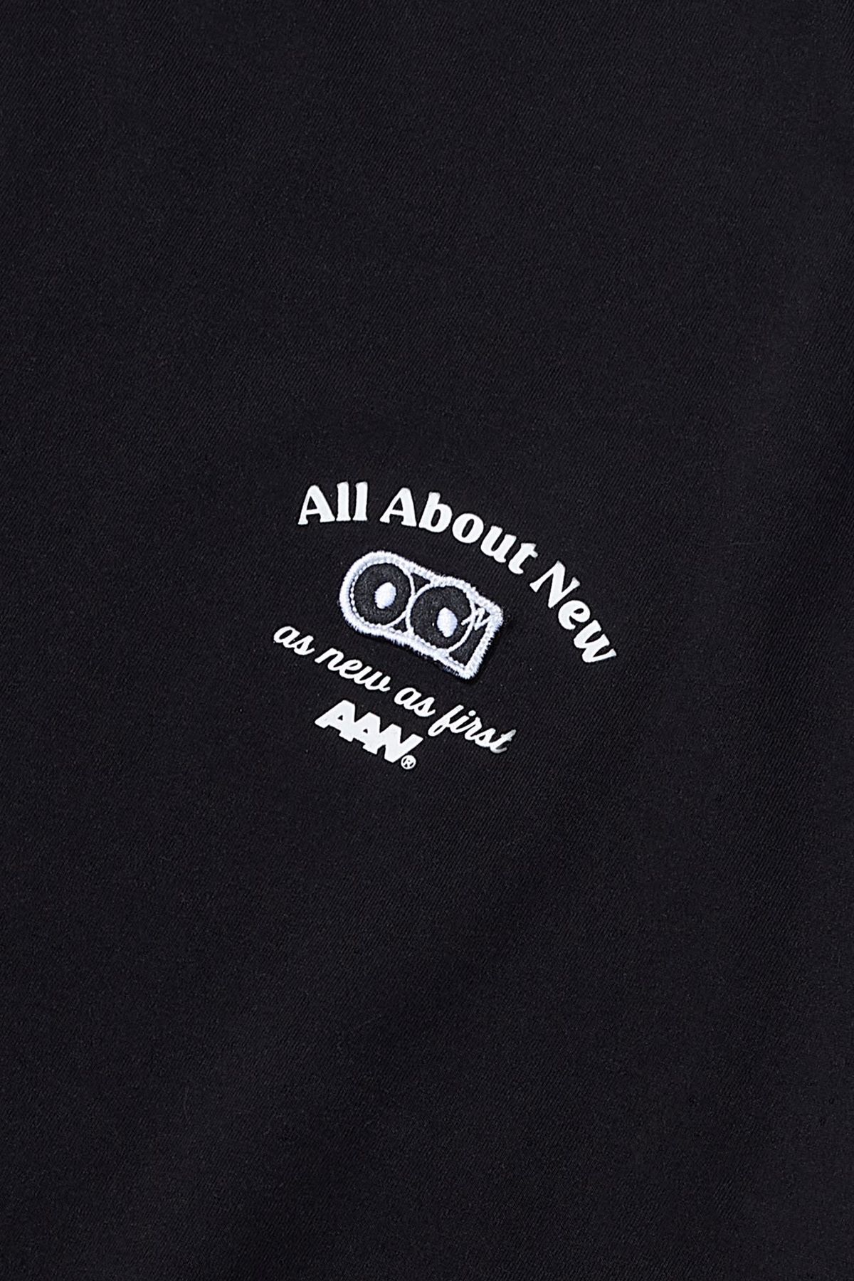 올어바웃뉴(ALL ABOUT NEW) 아이로고 와펜 반팔 블랙 ANZ2TR37ABK