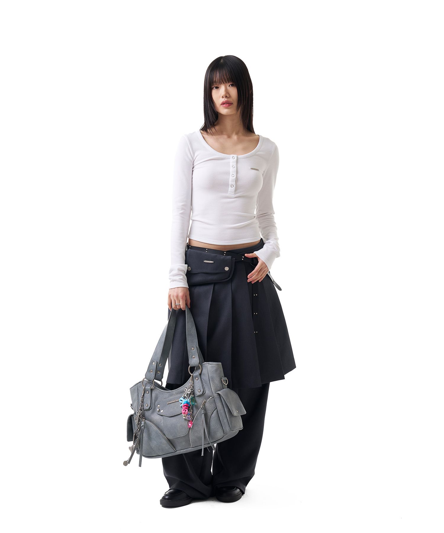 MUSINSA | IUGAMAKARAS 20mm Double Studded Twist Belt (Black)