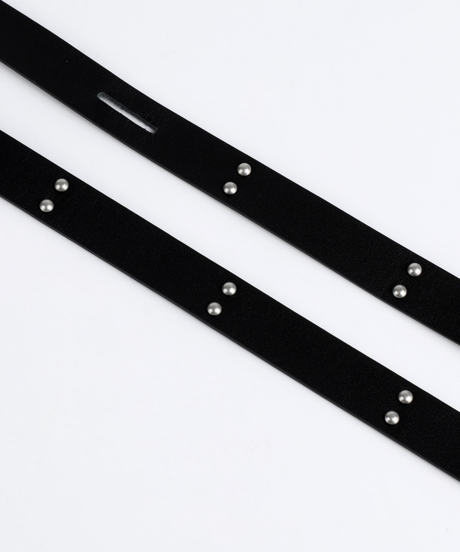 MUSINSA | IUGAMAKARAS 20mm Double Studded Twist Belt (Black)