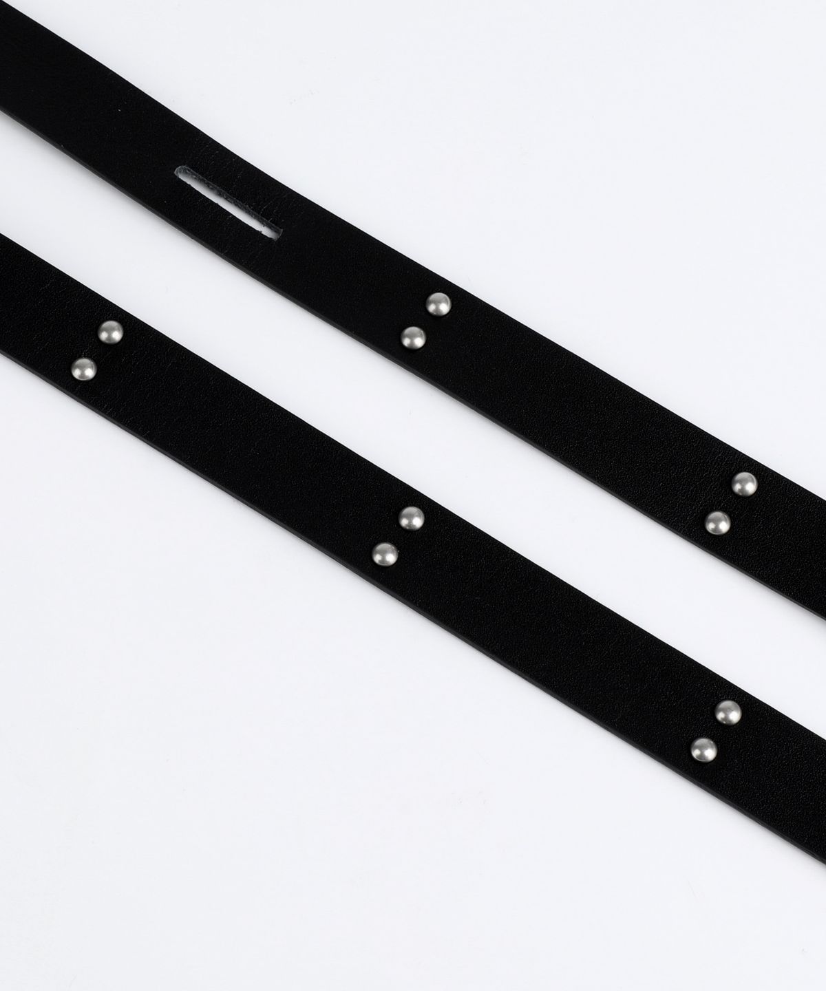 이우가마카라스(IUGAMAKARAS) 20mm Double Studded Twist Belt (Black)