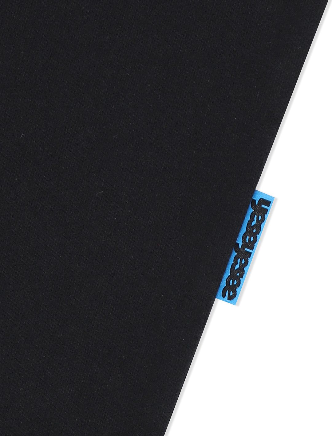 MUSINSA | YESEYESEE [25SS] C-Logo Tee Black