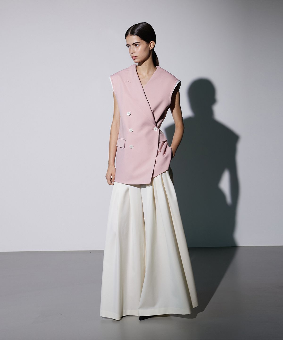 므아므(MMAM) Asymmetric origami vest