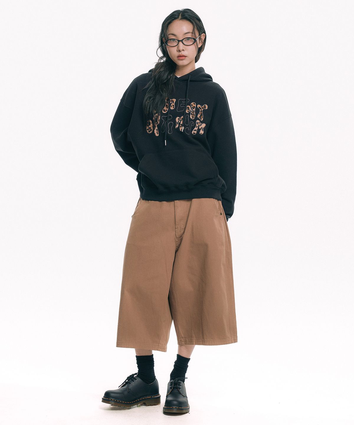 엠오오(MOO) 레오파드 아플리케 후드 - 블랙