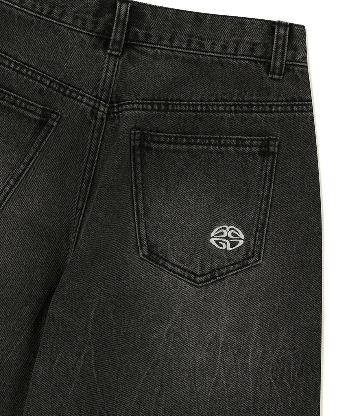 마하그리드(MAHAGRID) MUD WASHING DENIM SHORT BLACK(MG2FMMD170A)