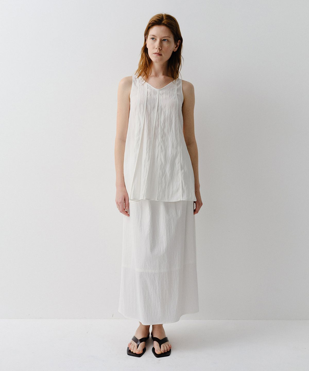 이아(EAAH) LILY PANELED BLOUSE (WHITE)