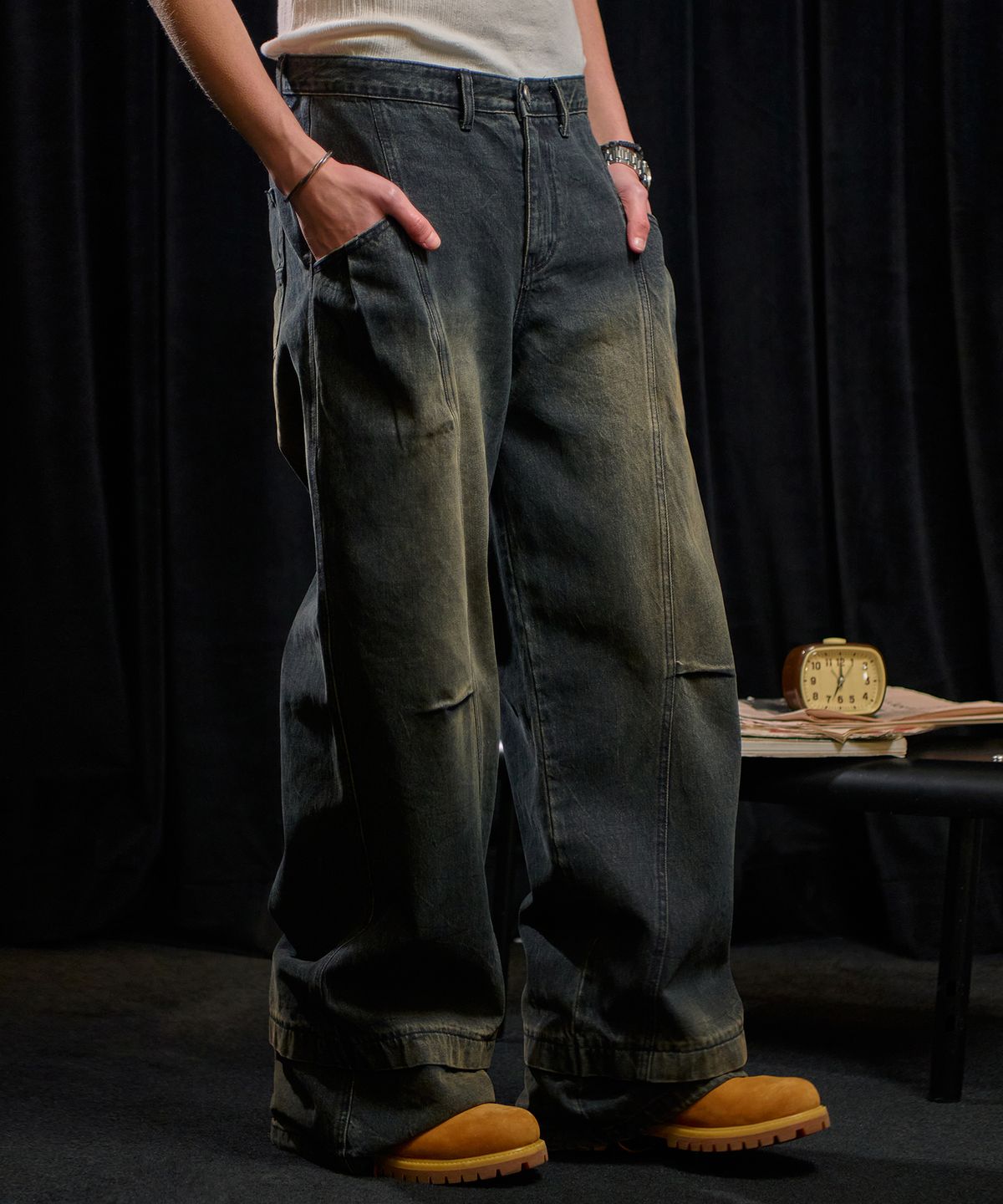 미드선(MIDSUN) Dirt Distance Jeans-Dirt Black