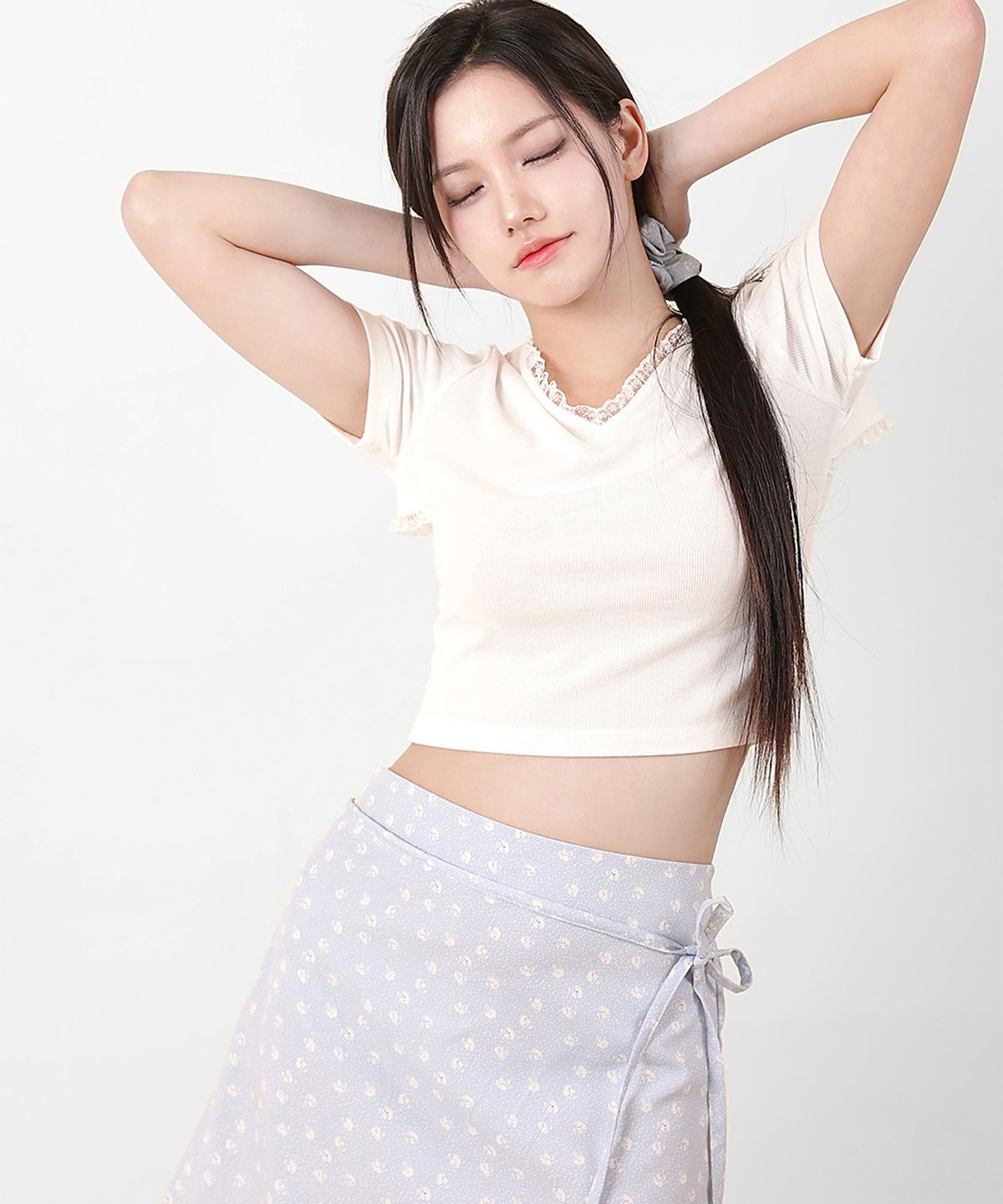까트린(CATTLINE) 레이스 플라워 미니 스커트