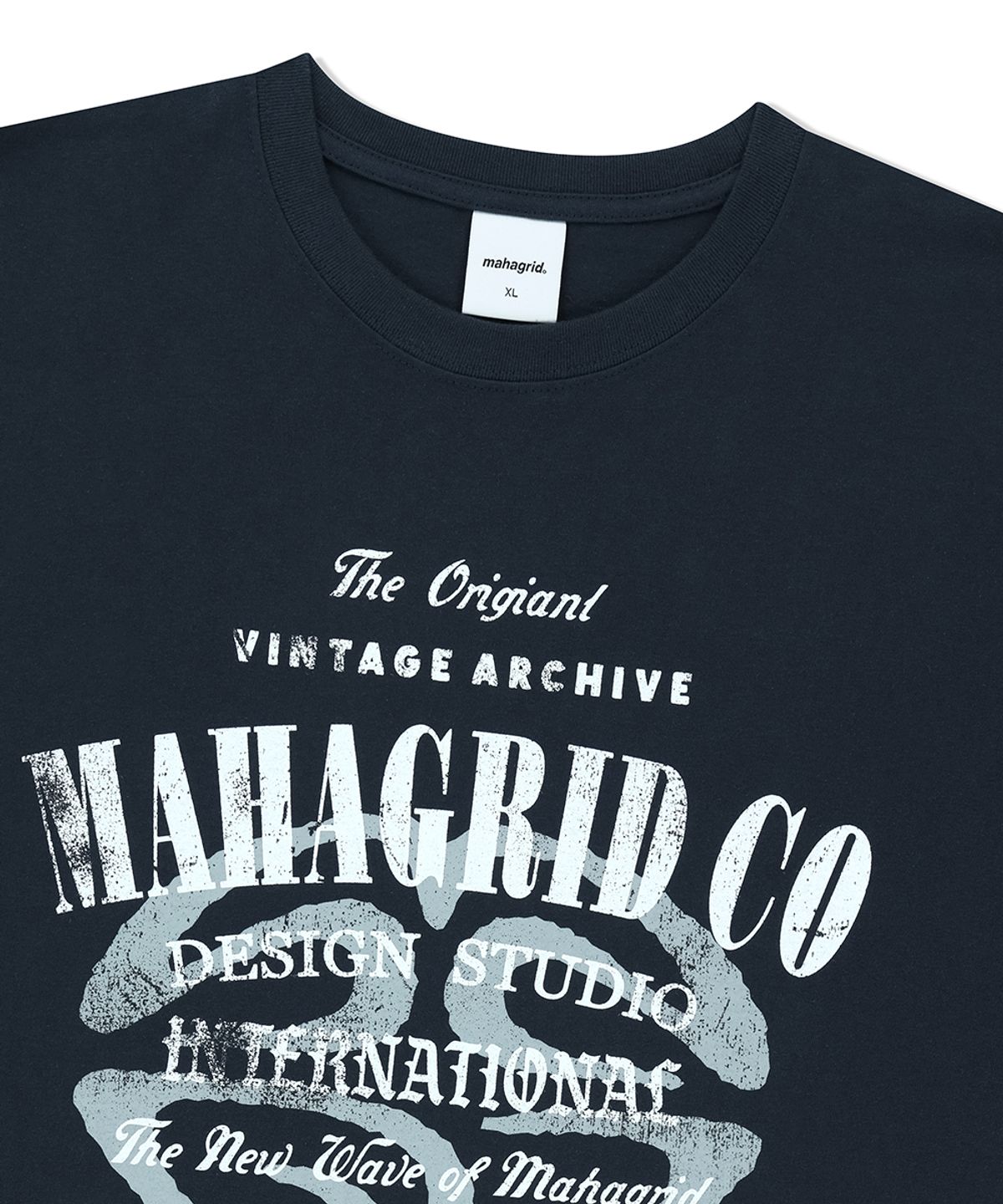 마하그리드(MAHAGRID) ARCHIVE LOGO TEE NAVY(MG2FMMT513A)